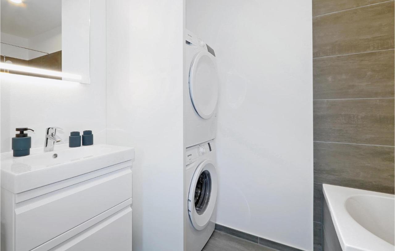 2 Bedroom Cozy Apartment In Lembruch-Duemmer See Экстерьер фото